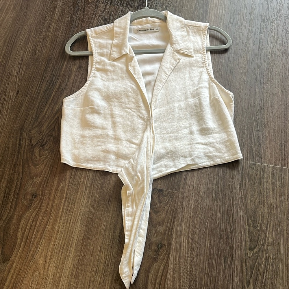 White, Vest, size Small, gently worn.